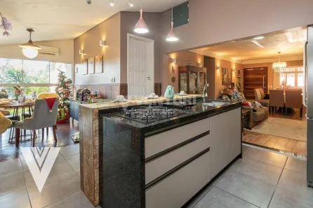 Casa com 5 Quartos à venda, 230m² no Velha Central, Blumenau