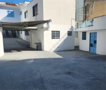 Casa com 5 Quartos para alugar, 250m² no Vila Ipojuca, São Paulo