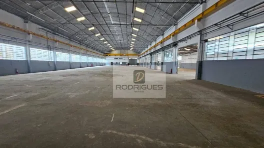 Galpão/Depósito/Armazém para venda ou aluguel, 3762m² no Campanário, Diadema