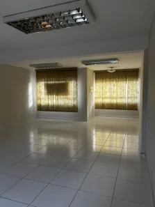 Ponto Comercial para alugar, 50m² no Jardim Trussardi, São Paulo