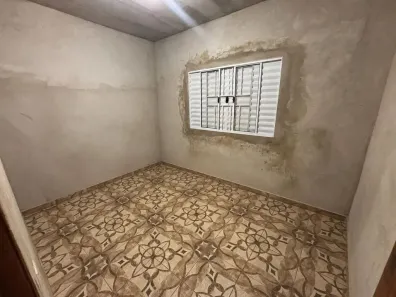 Casa com 3 Quartos à venda, 200m² no Julia Arid, Guapiaçu