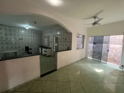 Casa com 3 Quartos para alugar, 100m² no São Roberto (Jordanésia), Cajamar