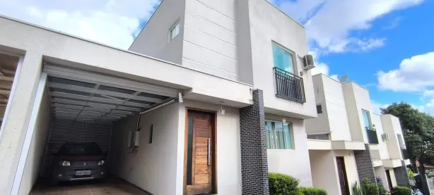 Sobrado com 3 Quartos à venda, 94m² no Cachoeira, Curitiba
