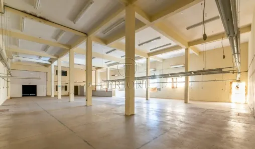 Galpão/Depósito/Armazém para alugar, 1297m² no São Geraldo, Porto Alegre