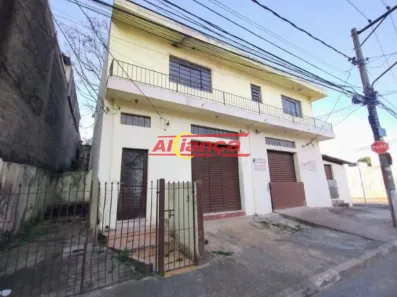 Casa com 2 Quartos para alugar, 125m² no Vila das Palmeiras, Guarulhos
