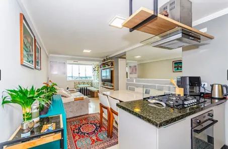 Apartamento com 2 Quartos à venda, 58m² no Novo Mundo, Curitiba