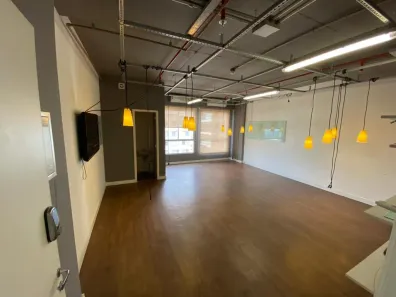 Sala Comercial à venda, 40m² no Pinheiros, São Paulo