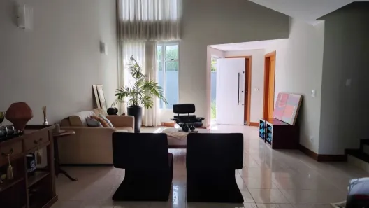 Sobrado com 4 Quartos à venda, 315m² no Jardim Cidade Monções, Maringá