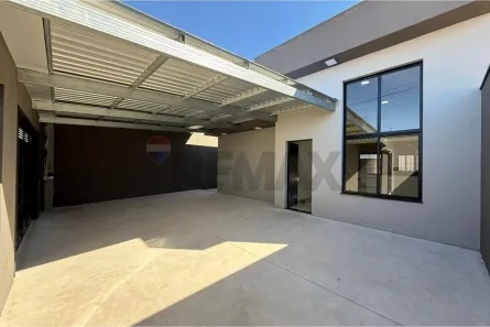 Casa com 3 Quartos à venda, 157m² no Lívia, Botucatu