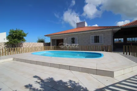 Casa com 4 Quartos à venda, 235m² no Campeche, Florianópolis