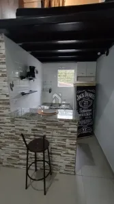 Kitnet com 1 Quarto para alugar, 30m² no Bairro do Colonia, Jacareí