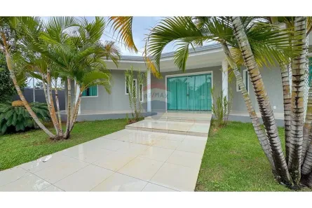 Casa com 3 Quartos à venda, 470m² no Região dos Lagos, Brasília
