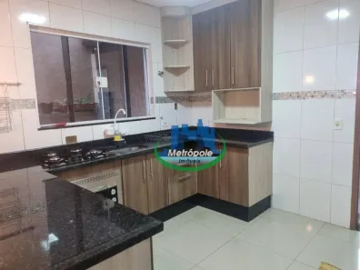 Sobrado com 3 Quartos à venda, 212m² no Jardim Adriana, Guarulhos