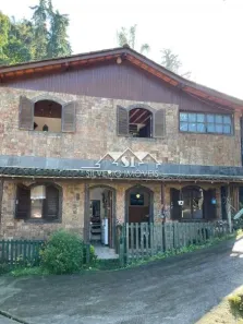 Casa com 6 Quartos à venda, 250m² no Duarte Silveira, Petrópolis