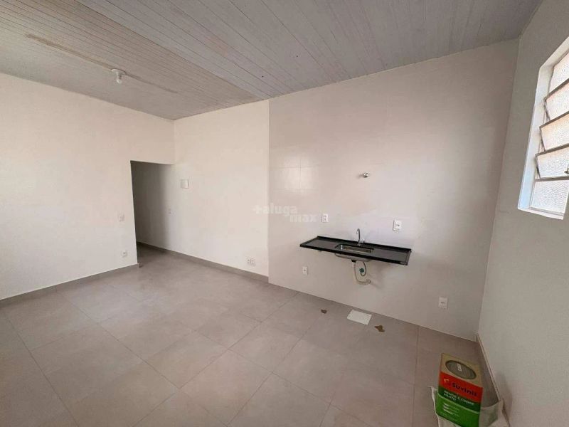 Casa com 2 quartos — Nova Suíssa, Belo Horizonte