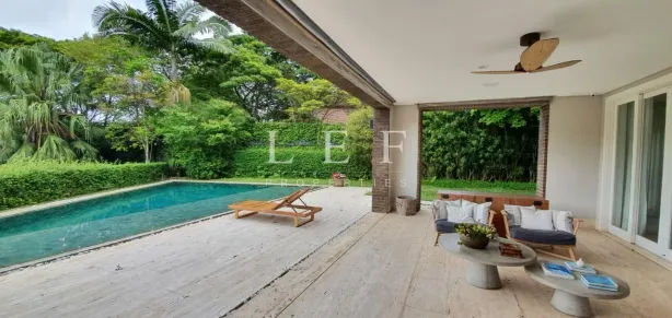 Casa para alugar, 1057m² no Cidade Jardim, São Paulo