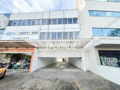 Ponto Comercial para alugar, 235m² no Santa Maria Goretti, Porto Alegre
