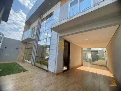 Sobrado com 3 Quartos à venda, 229m² no Vista Linda, Cascavel