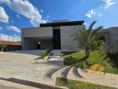 Casa de Condomínio com 3 Quartos à venda, 180m² no Laranja Azeda, Atibaia