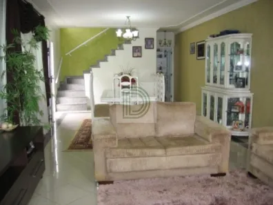 Sobrado com 4 Quartos à venda, 230m² no Vila Osasco, Osasco