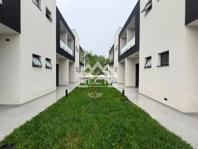 Casa de Condomínio com 2 Quartos à venda, 75m² no Capricórnio II, Caraguatatuba
