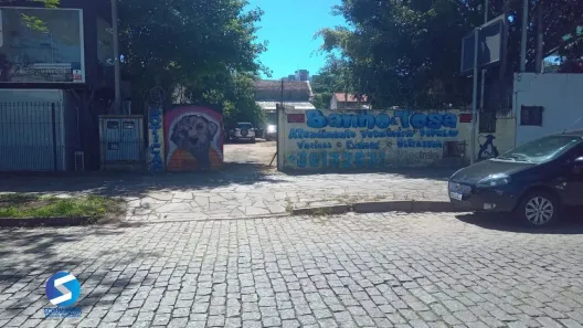 Lote/Terreno com 1 Quarto à venda, 440m² no Camaquã, Porto Alegre