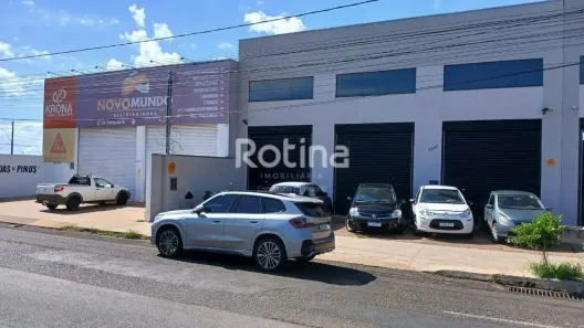 Galpão/Depósito/Armazém para alugar, 360m² no Novo Mundo, Uberlândia