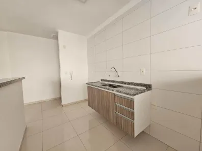 Apartamento com 2 Quartos à venda, 65m² no Guilhermina, Praia Grande