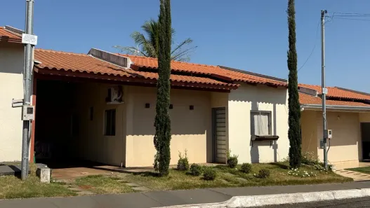 Casa de Condomínio com 2 Quartos à venda, 110m² no Fazenda São Domingos, Goiânia