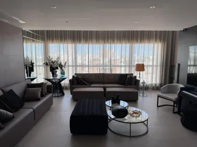 Cobertura com 3 Quartos à venda, 245m² no Cambuí, Campinas