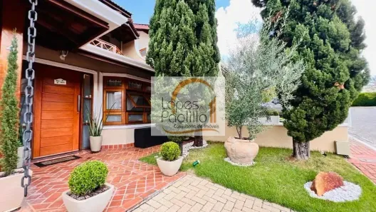 Casa com 3 Quartos à venda, 237m² no Vila Helena, Atibaia