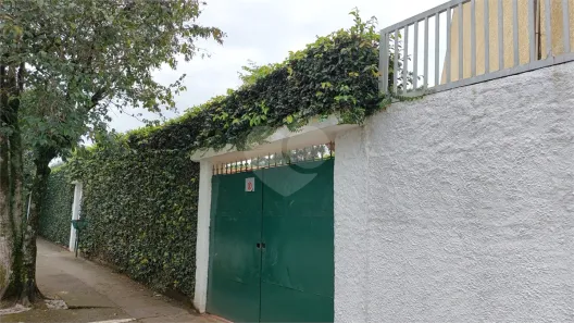 Casa com 6 Quartos para venda ou aluguel, 333m² no Parque São George, Cotia