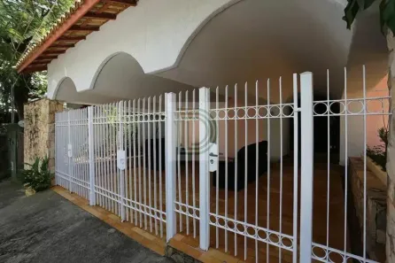 Sobrado com 4 Quartos para alugar, 320m² no Cidade São Francisco, São Paulo