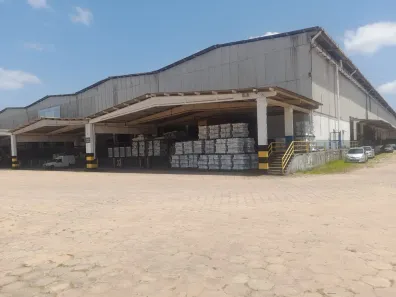 Galpão/Depósito/Armazém para alugar, 2800m² no Centro, Ananindeua