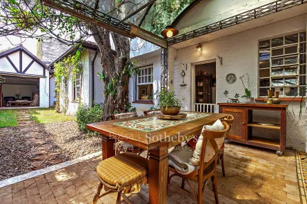 Casa com 3 Quartos para alugar, 223m² no Jardim Paulista, São Paulo