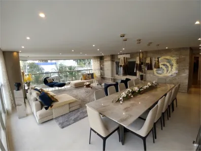 Apartamento com 3 Quartos à venda, 219m² no Moema, São Paulo