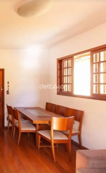 Casa com 3 quartos — Santa Amélia, Belo Horizonte