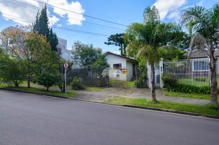 Lote/Terreno à venda, 669m² no Bom Retiro, Curitiba