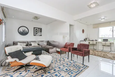 Apartamento com 2 Quartos à venda, 200m² no Auxiliadora, Porto Alegre