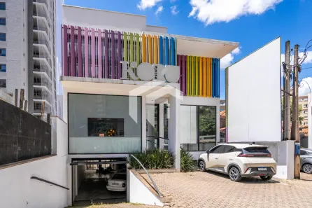Imóvel Comercial com 9 Quartos para alugar, 496m² no Cambuí, Campinas