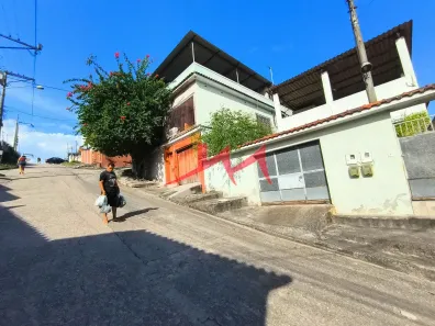 Casa com 2 Quartos à venda, 180m² no Colubande, São Gonçalo