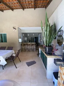 Casa com 3 Quartos à venda, 172m² no Setor Carvelo, Trindade