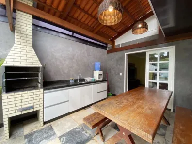 Casa com 6 Quartos à venda, 200m² no Ponta Negra, Natal