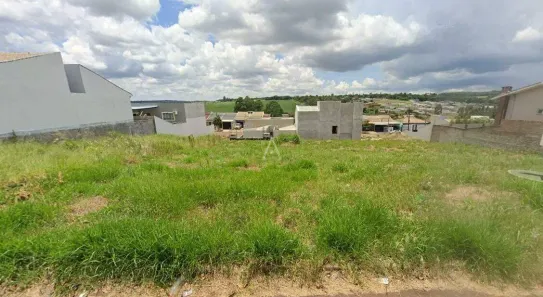 Lote/Terreno à venda, 250m² no Floresta, Cascavel