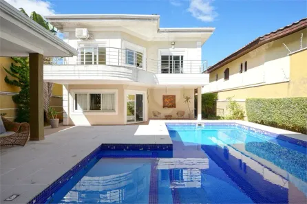 Casa de Condomínio com 4 Quartos para venda ou aluguel, 433m² no Socorro, São Paulo