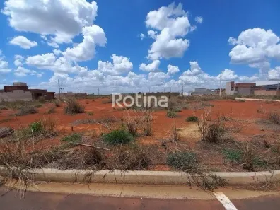 Lote/Terreno para alugar, 360m² no Novo Mundo, Uberlândia