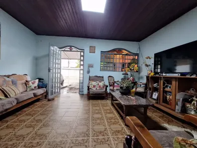 Casa com 4 Quartos à venda, 250m² no Ceilândia Sul, Brasília