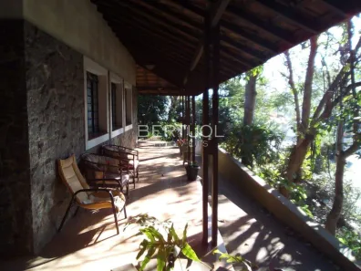 Casa com 5 Quartos à venda, 300m² no Centro, Vinhedo