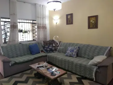 Sobrado com 4 Quartos à venda, 200m² no Vila Liviero, São Paulo