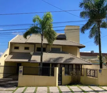 Sobrado com 4 Quartos à venda, 300m² no Floresta, Joinville